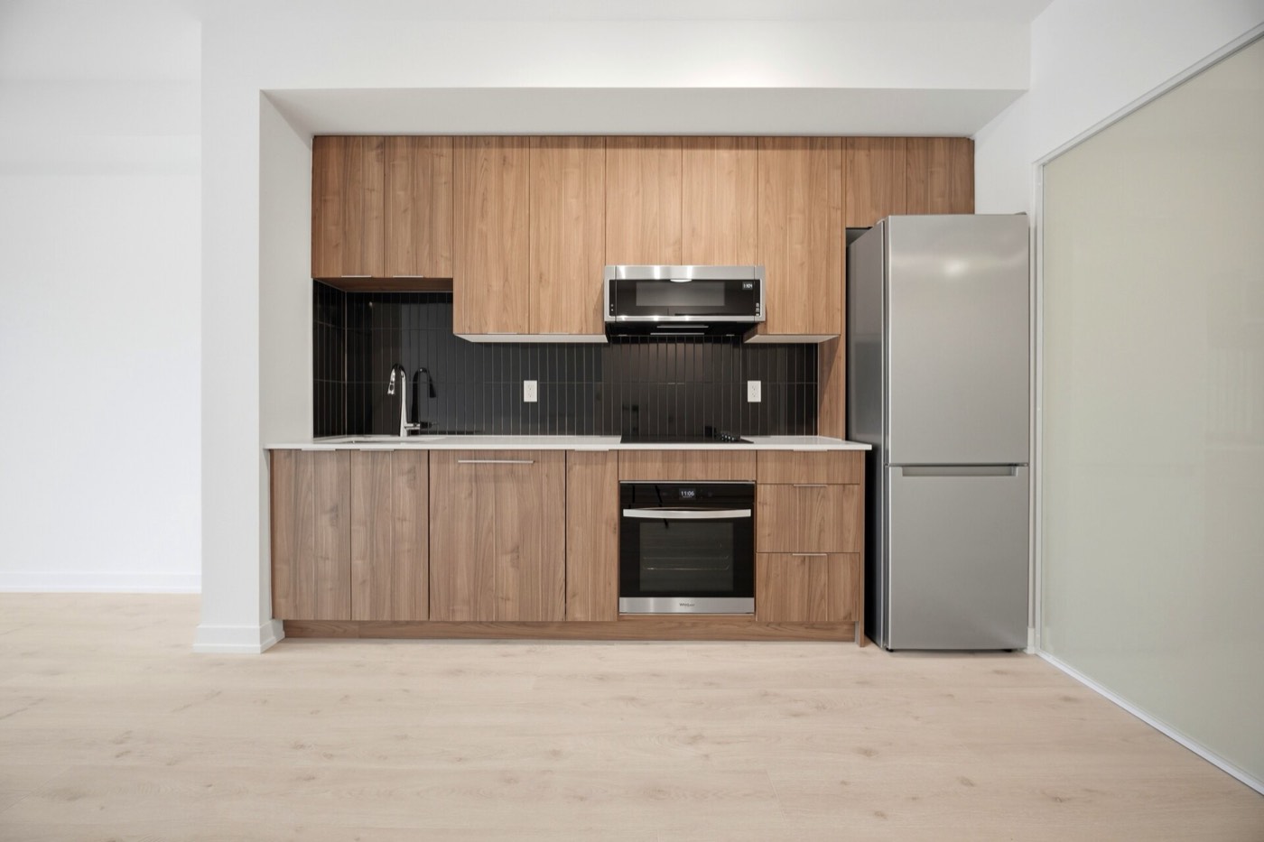 Model 2C kitchen