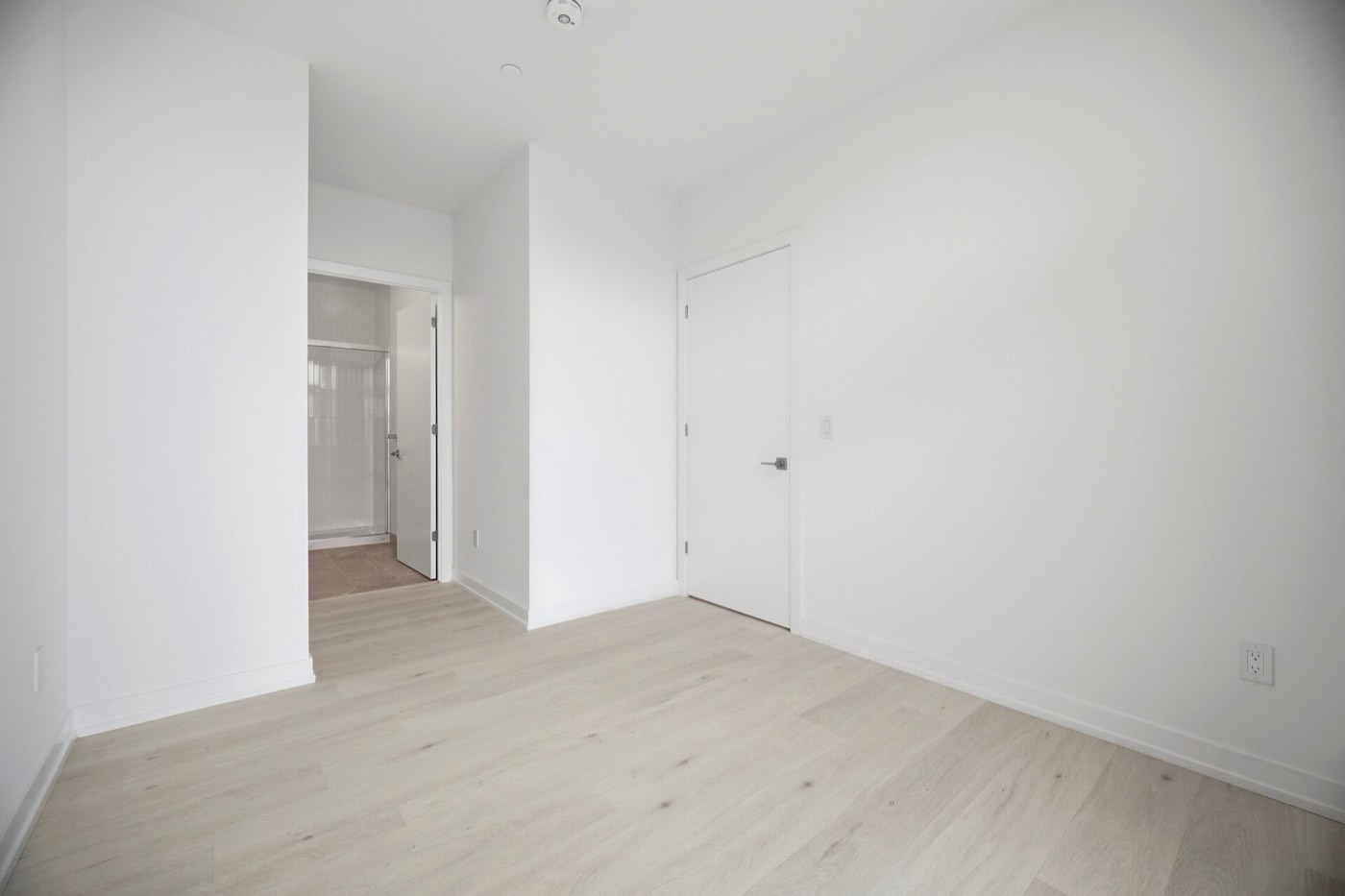 Model 3B bathroom
